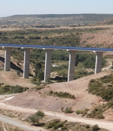Eurofinsa construyendo futuro. Tramo de carretera  Nueno-Congosto (túnel).Autoví