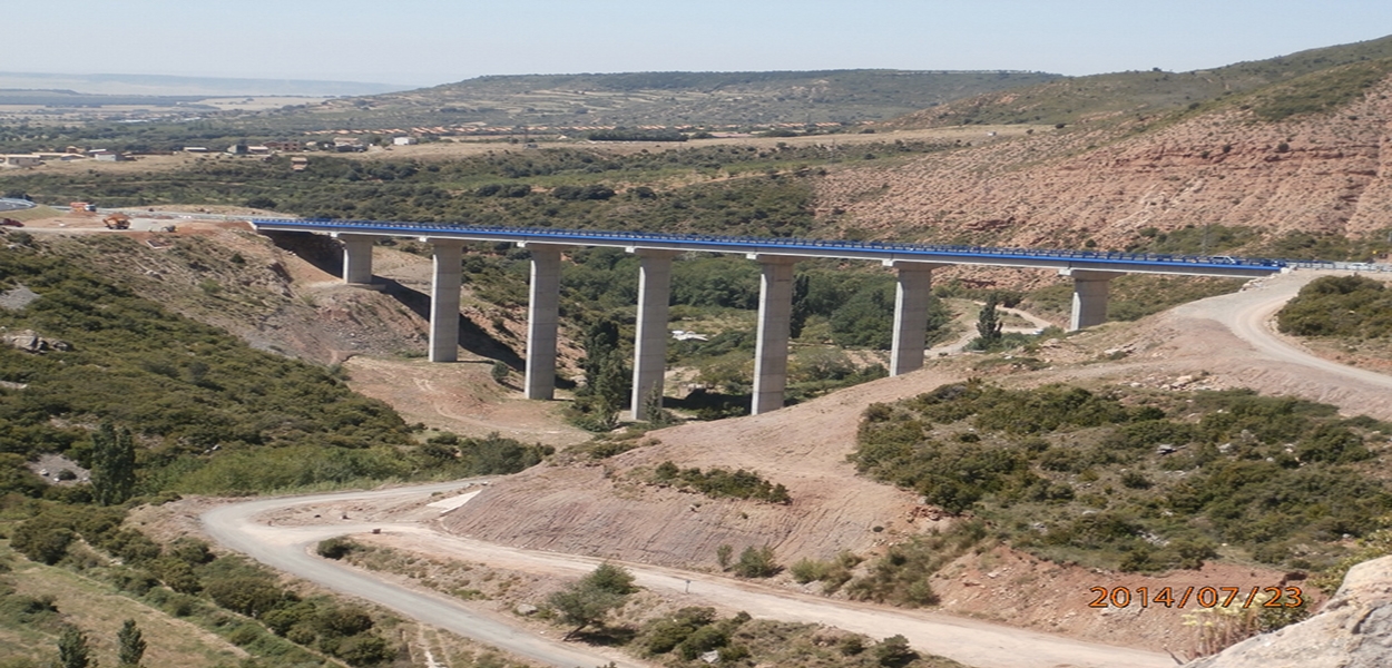 Eurofinsa construyendo futuro. Tramo de carretera  Nueno-Congosto (túnel).Autoví