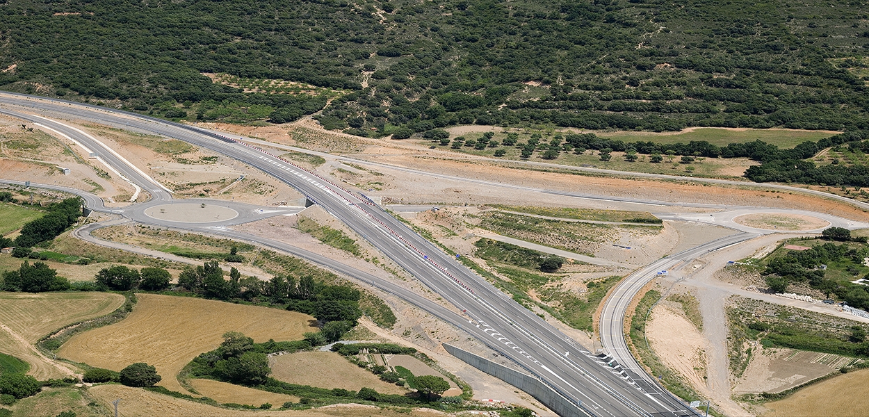 Eurofinsa construyendo futuro. Tramo de carretera  Nueno-Congosto (túnel).Autoví